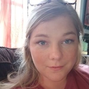 Meet your Posher, Lindsey